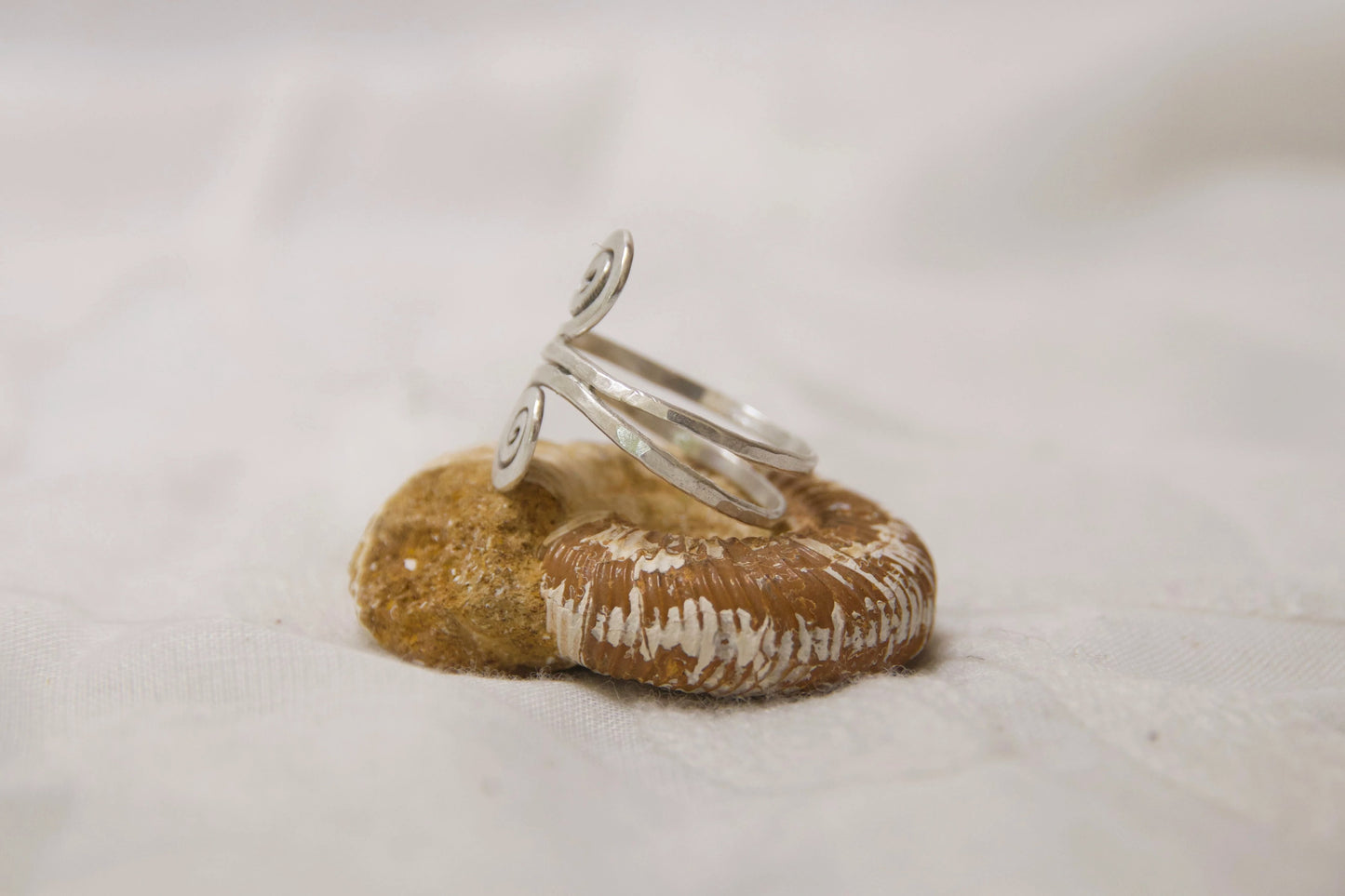 Swirly hammered ring